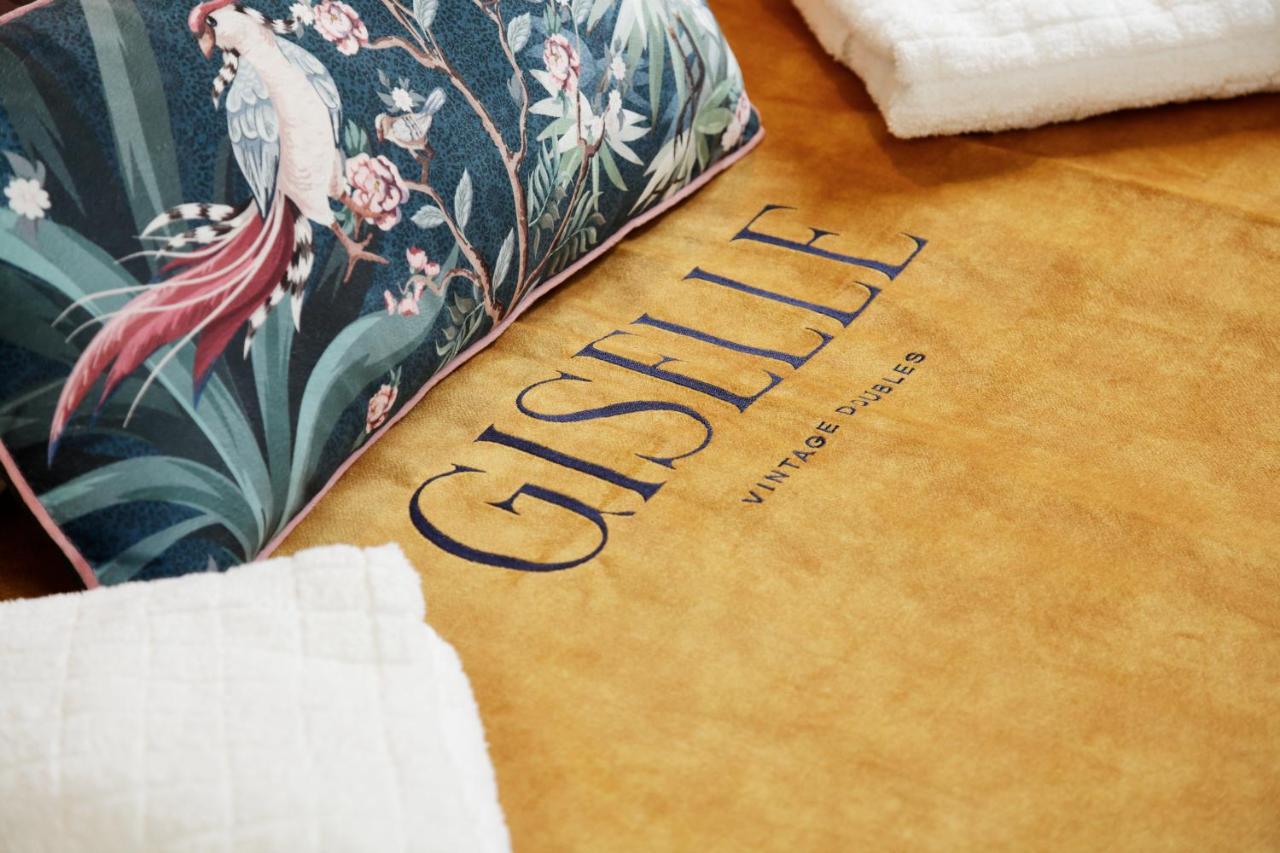 Giselle Vintage Doubles Hotel