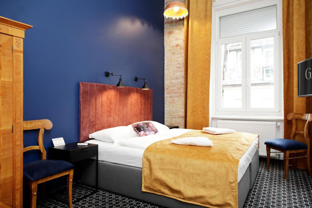 Hotel Giselle Vintage Doubles