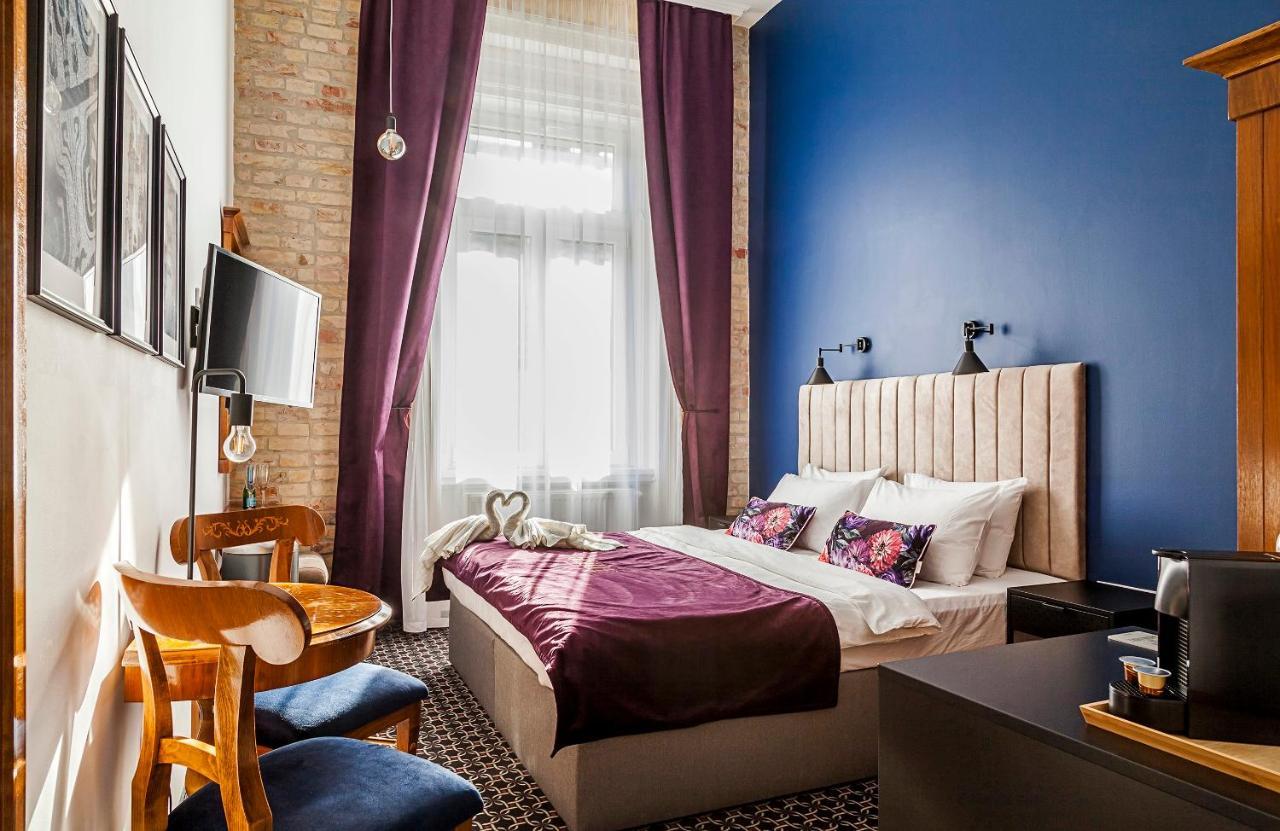 Giselle Vintage Doubles Hotel *