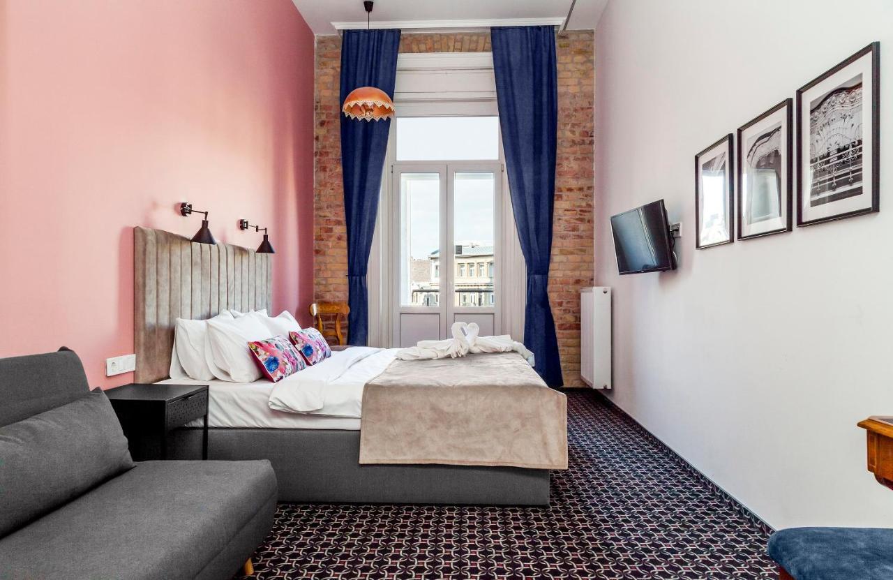 Giselle Vintage Doubles Hotel Budapest